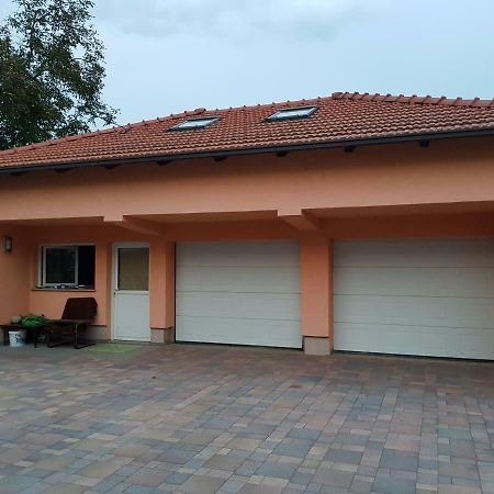 A&T Apartment Zaprešić Eksteriør billede